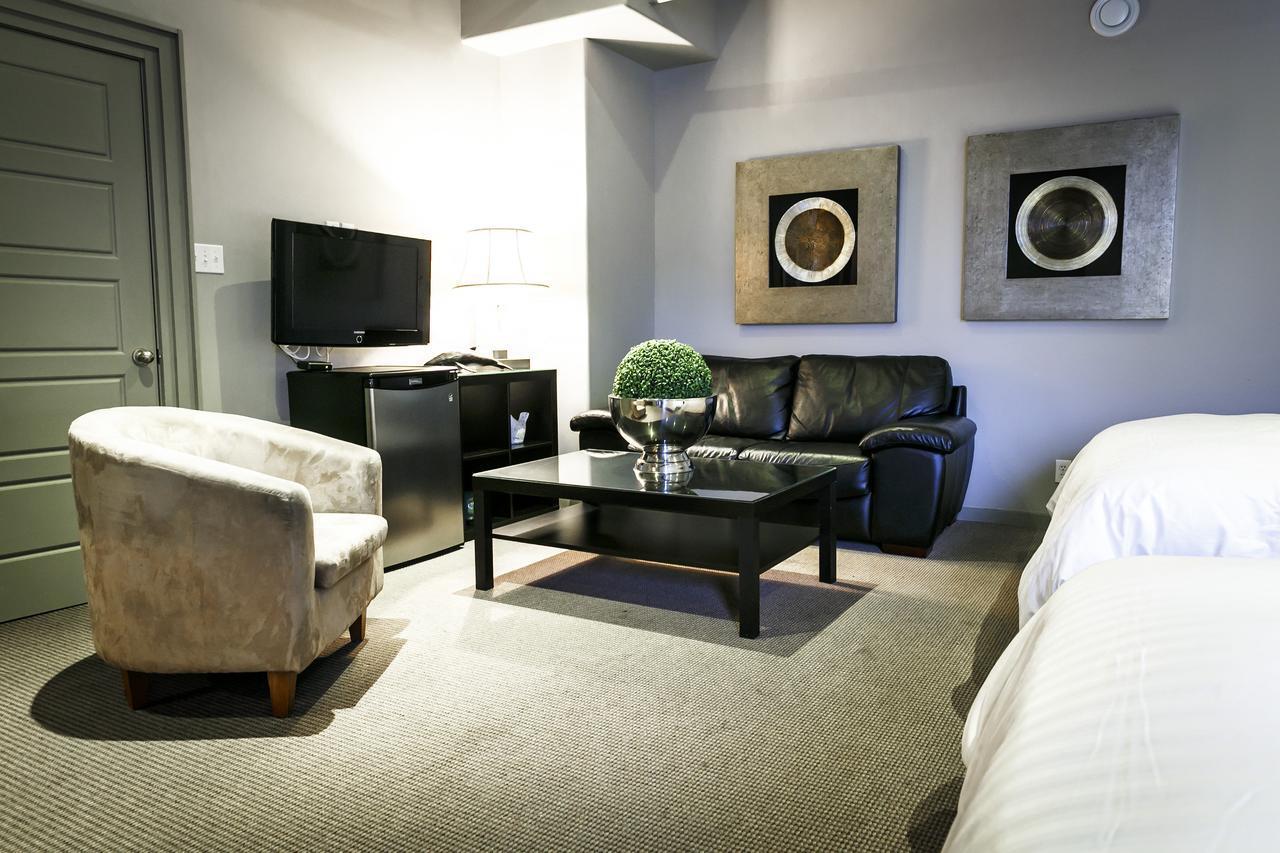 Blue On Water Hotel Сент Джонс Екстериор снимка