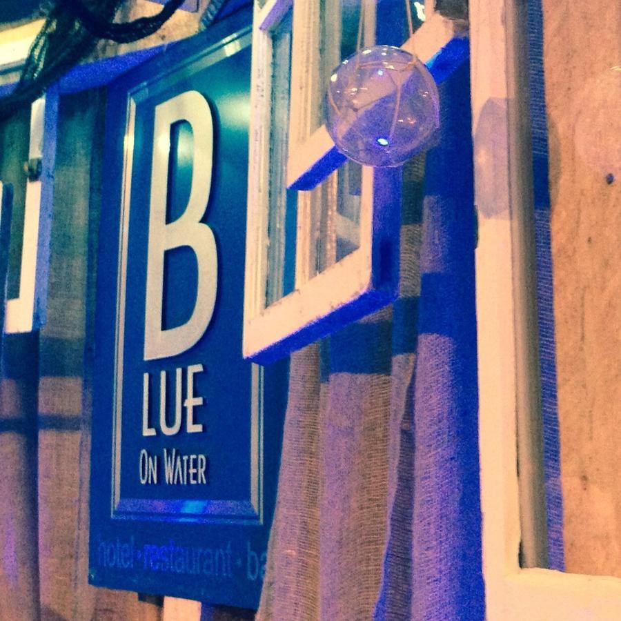 Blue On Water Hotel Сент Джонс Екстериор снимка